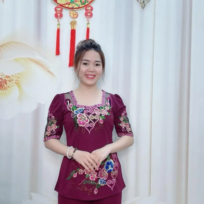 A62 Đồ bộ Thun nữ trung niên Áo tay lỡ cổ năm góc thêu hoa, quần dài ống suông thương hiệu Hải Sơn Women