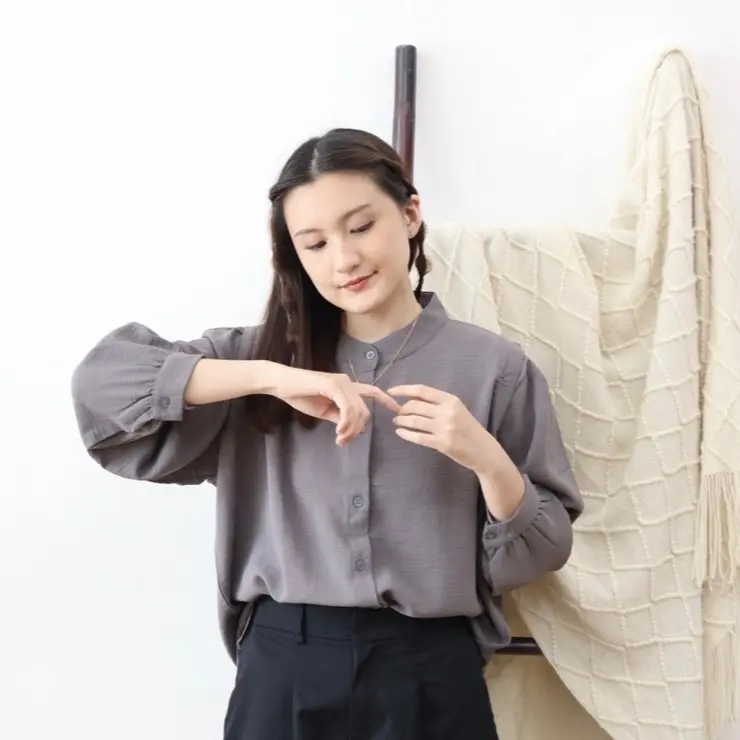 Kemeja Blouse River Oneck Airflow Bahan Crinkle Wanita 5
