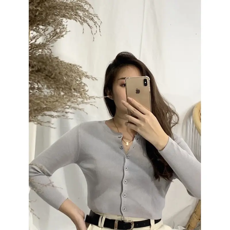 Bailey Cardy Cardigan Basic Crop Top Angela Knitwear Wanita Korean Style Tangan Panjang 2