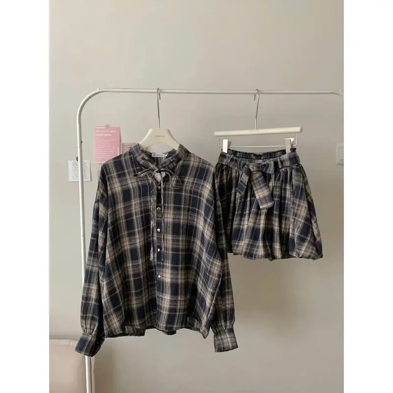 sét đồ nữ - áo kẻ dạ caro dài tay mĩ chân váy bí có quần bảo hộ 2
