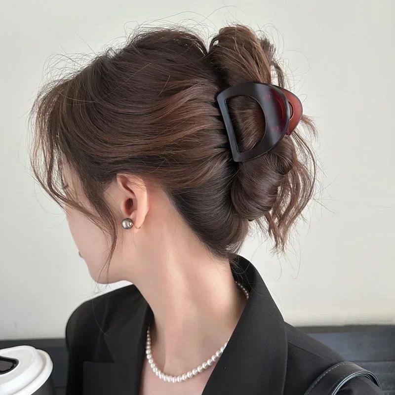 1-3 pcs 6CM Acrylic Medium Shark Clip Hollow Matte Color Hair Claw for Women Elegant Square Headwear Korean Hair Accessories for Girls 4