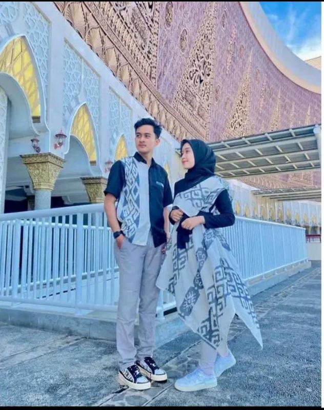 Product Introduction of Dress Couple Tenun Lancip WASTRA ASTANAPrewedding Kondangan Polka Dot Setrip Panjang Wanita Setelan  Pasangan 31