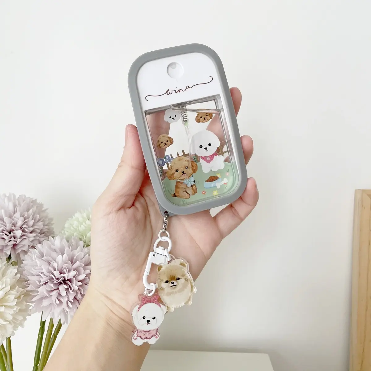 Keychain untuk HS bisa pilih 2 gambar acrylic - KEYCHAIN ONLY TANPA BOTOL DAN SILICON