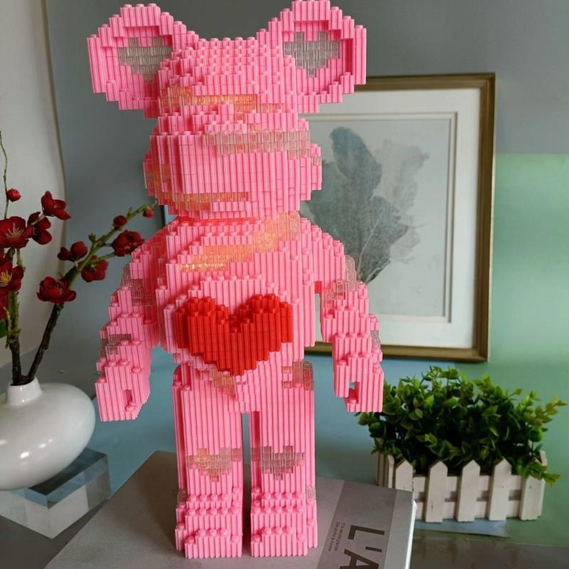 Product Introduction of Khối Xây Dựng, Tương Thích Với Lego, Dòng Ngoại cỡ 55, Gấu Bạo Lực Đồ Trang Trí, Đồ Chơi Lắp Ráp Ba Chiều Thích Hợp Cho Bé Trai Và Bé Gái, Quà Tặng Trẻ Em, Giảm Giá 8