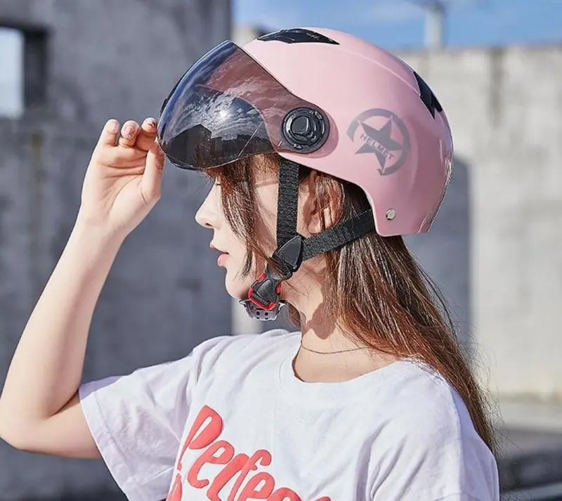 Helm Outdoor Helm Pelindung Kepala Multifungsi Pria Maupun Wanita 1