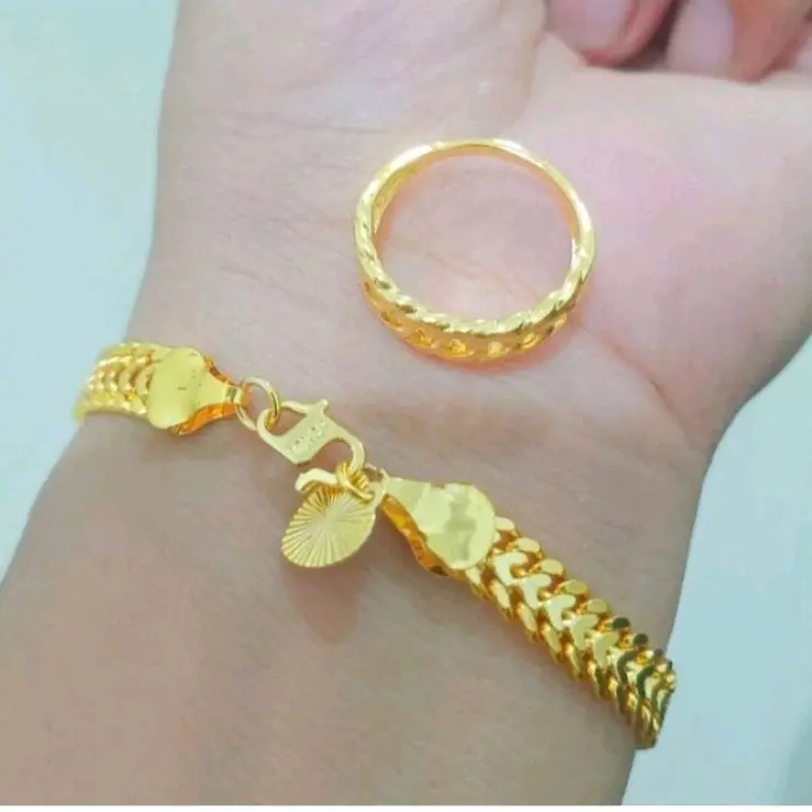 gelang tangan wanita free cincin random emas mudah Anti luntur 0