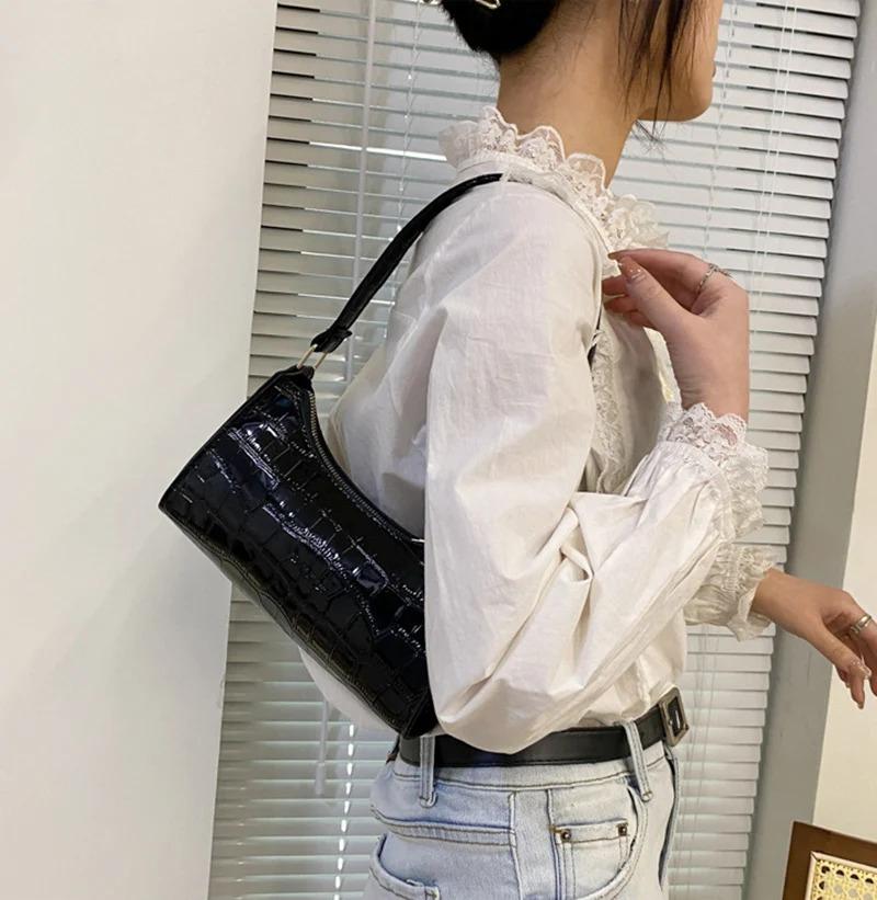 Product Introduction of Fashion PU Leather Bags for Women Alligator Pattern Armpit Handbag Female Small Underarm Messenger Bag Purse 8