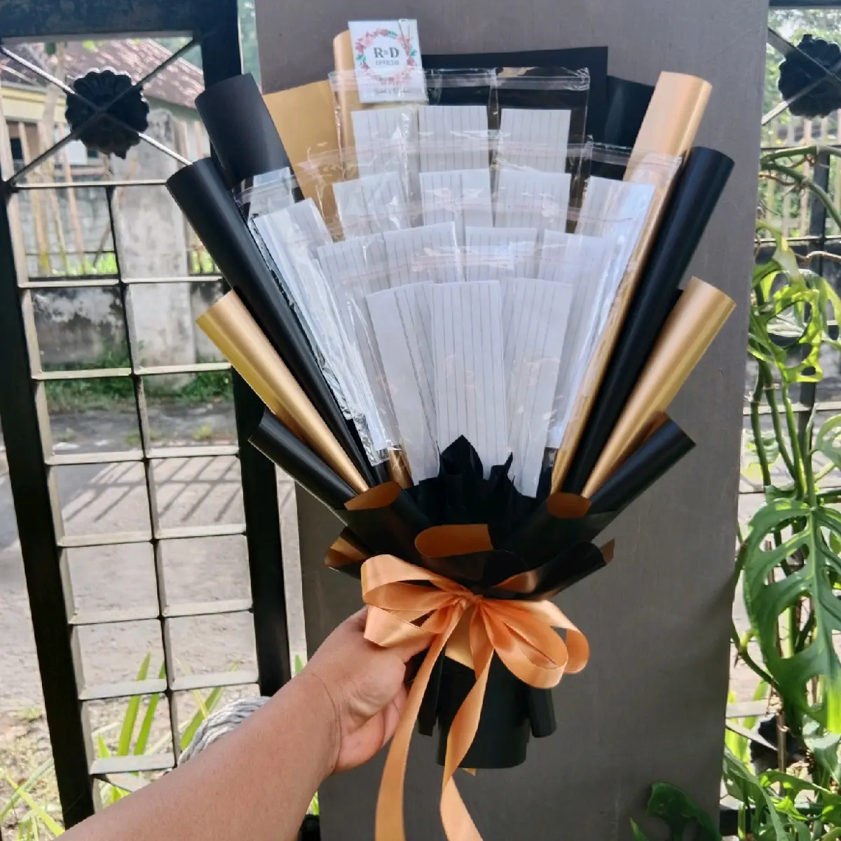 buket kosongan isi 10 pcs.  buket wisuda. buket snak. buket money