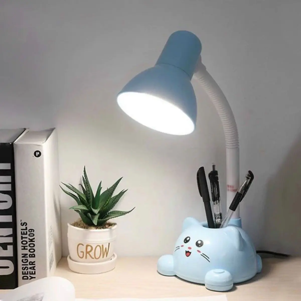 Đèn học để bàn hình mèo cute chống cận có ống cắm bút cho bé siêu tiện lợi