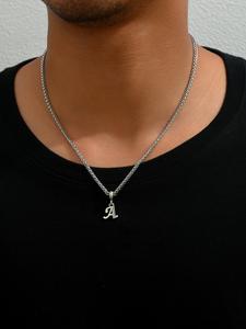 男女兼用 レターディテールペンダントネックレス、パーティーや普段のコーデに合うファッションジュエリー、トレンディでどんなスタイルにも合わせやすく上品なジュエリー、彼女への誕生日プレゼントに最適、人気商品