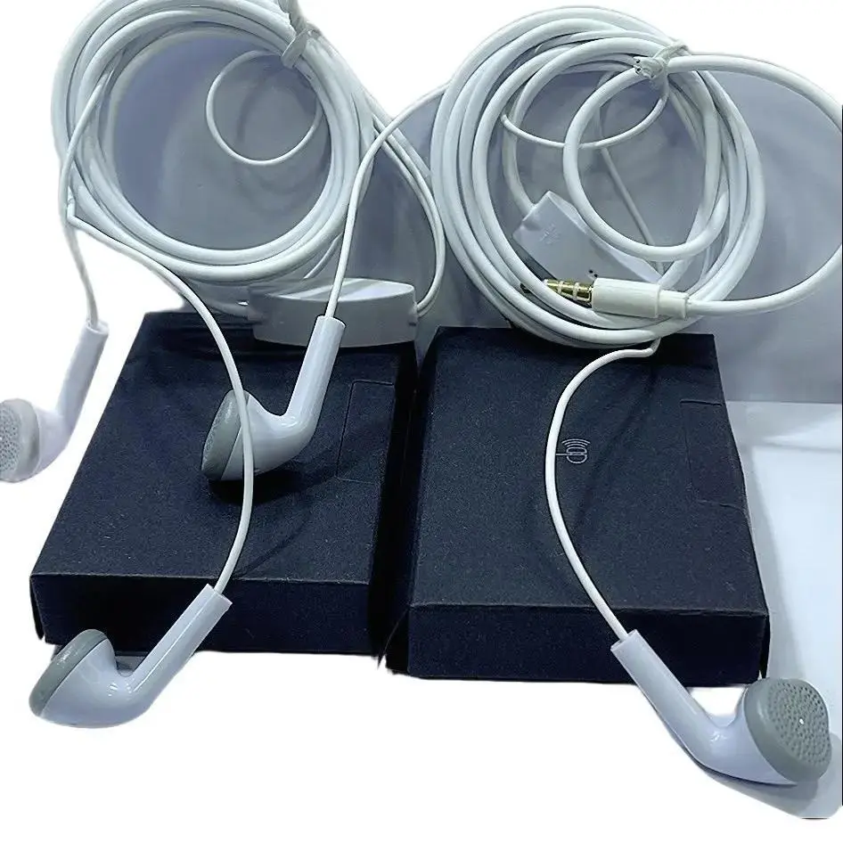 Combo 2 Tai nghe Điện thoại SAN  SUN  A5,J7 PRO,A7, A8 PLUS, A51, A30S...V.V âm thanh ấm trầm rắc 3.5 (chui tròn) Nhét Tai Nghe Nhạc