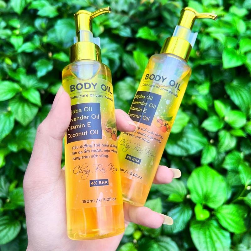 DẦU DƯỠNG DA BODY OIL 150ml - HÀNG CHUẨN CÓ MÙI THƠM giúp cấp ẩm và làm mềm mịn da.