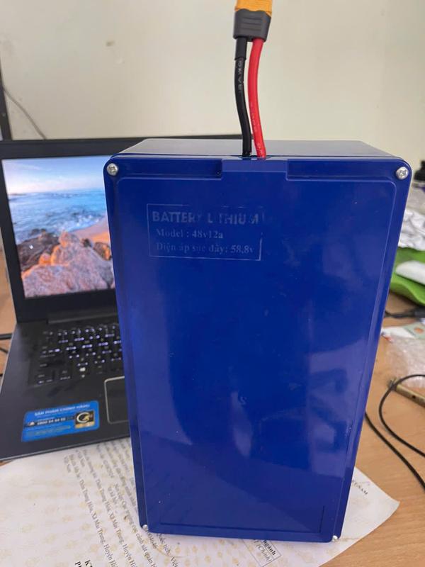 Bin xe điện Lithium AC quy, tuổi thọ lên đến 10 năm 6