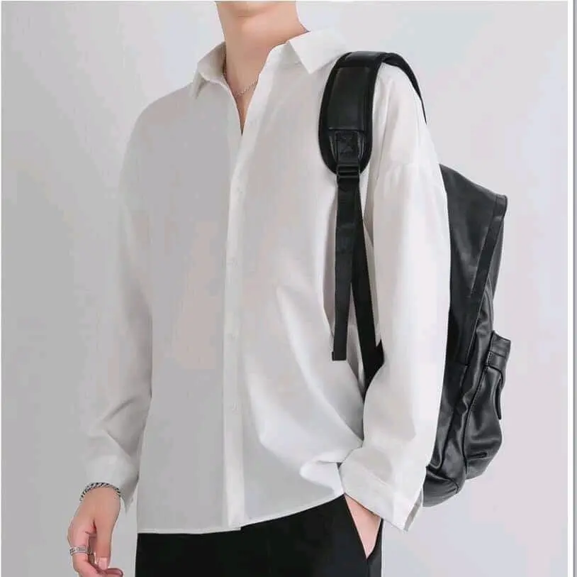 ÁO SƠ MI LỤA KHÔNG NHĂN FORM RỘNG