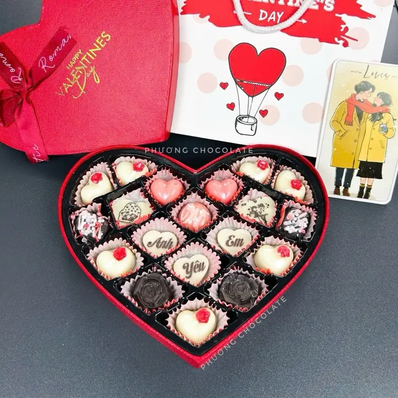 Socola Valentine 19v - Khay đen cao cấp ( Full túi thiệp) Chocolate