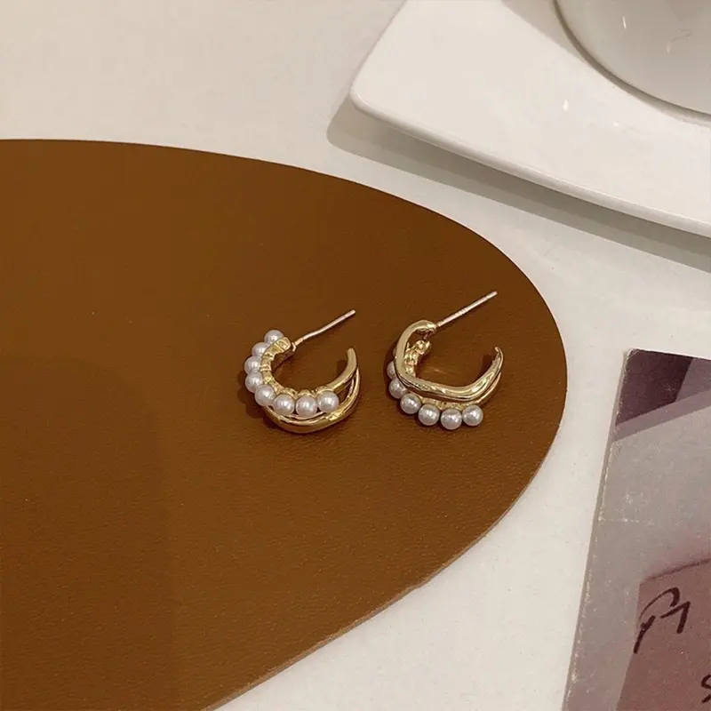 Khuyên tai dáng tròn phối hạt Thanh lịch 4
