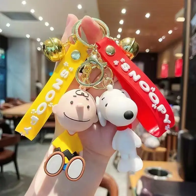 Gantungan Kunci 3D Karakter Snoopy Charlie Premium