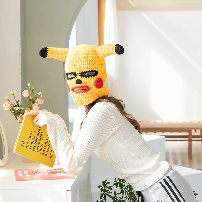 (Hỏa Tốc HCM) Mặt nạ len Pikachu dễ thương Mũ Len đội đầu độc lạ/ Mũ len hình Pikachu đội đầu hài hước 0