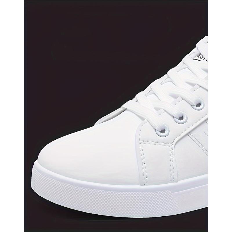 Product Introduction of Comfortable Breathable Men's Lace-up Sneakers, Striped Design Skateboard Shoes with Good Traction 18