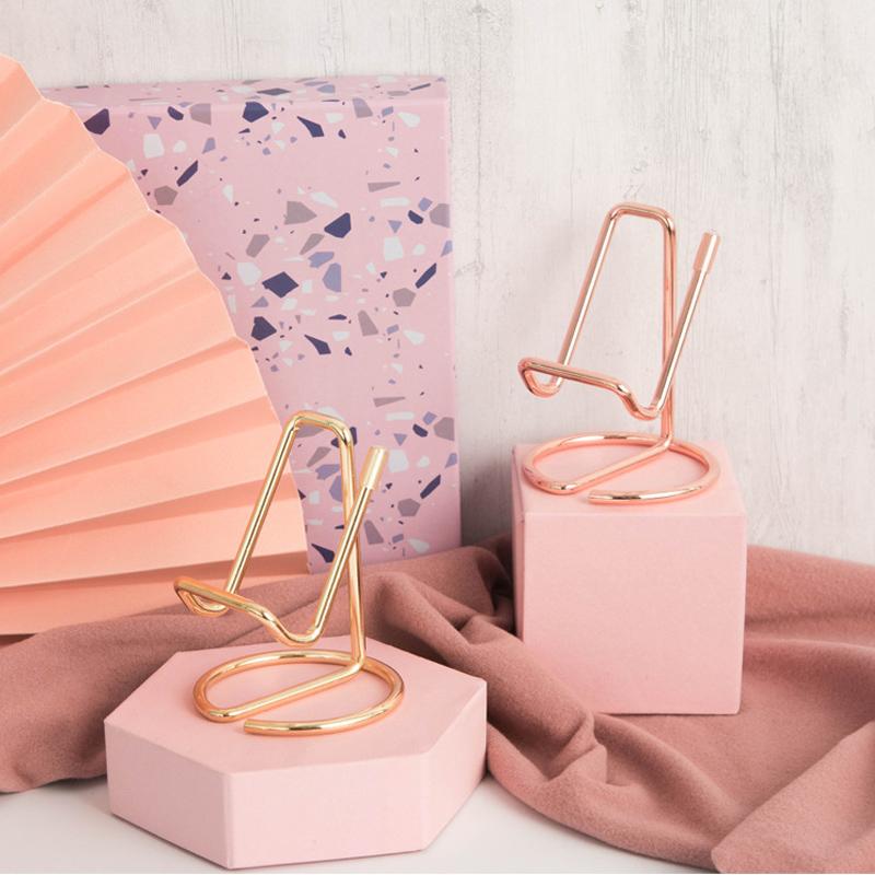 Product Introduction of 1PC Business Card Holder Mobile Phone Stand for Desk Cute Metal Display Holder Office Desktop Name Card Holder for Men Women 4