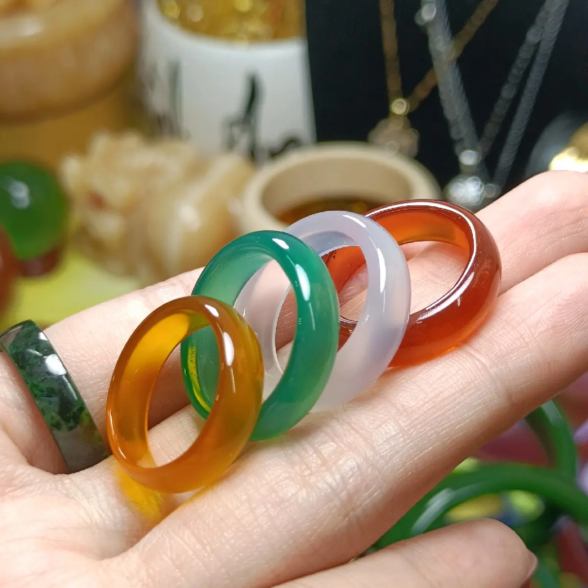 nhẫn mãnão ni tay 7 và 8