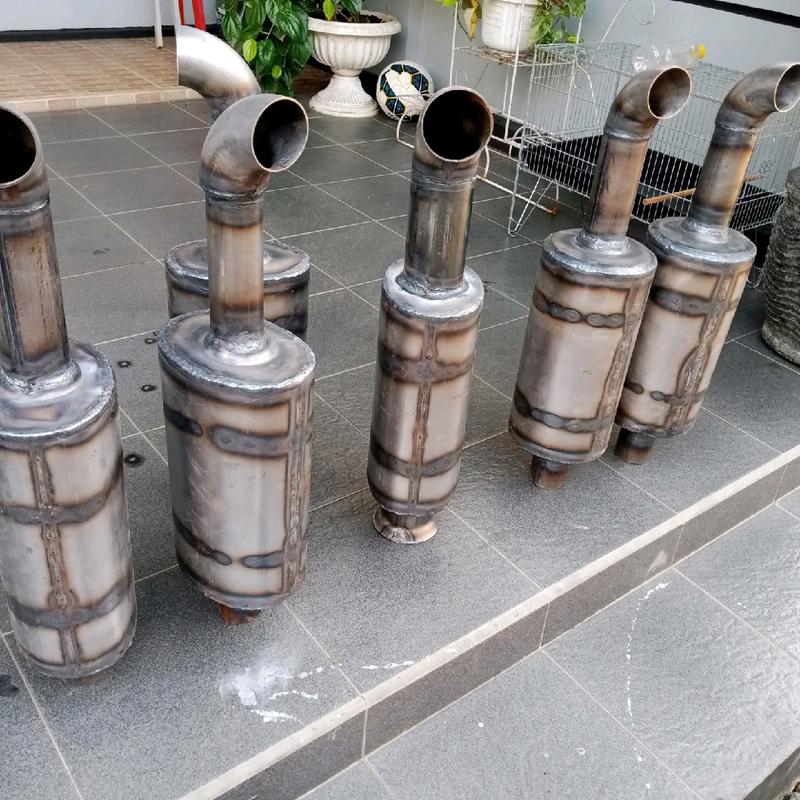 KNALPOT CUNG 3 SUARA MOTIF BULAT,UNTUK PMAKEAN TRUK CANTER, DUTRO,DINA 130HT DLL 1