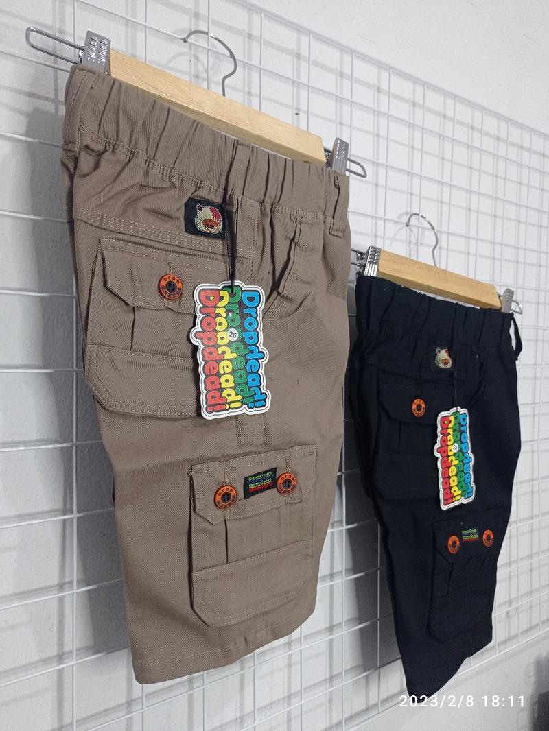 Product Introduction of Celana Pendek Anak Cargo/Kimpol Fashion 8-13th Katun - Hitam, mocca,latte fasion 4-5 tahun bawahan celpen Lakilaki Kargo Chinos laki Chino santai Pants Kasual Panjang 0