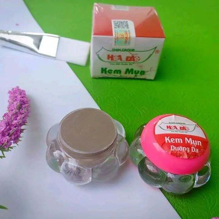 Kem Mụn Hoa Đào Kem chấm mụn