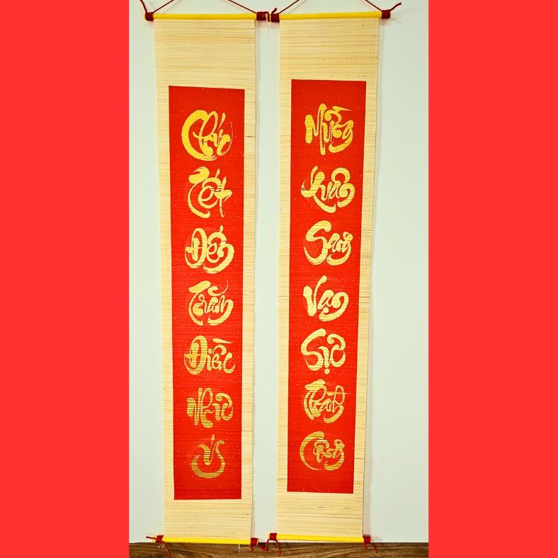 Câu đối đỏ treo tết, câu đối bàn thờ gia tiên viết theo yêu cầu, liễn treo tết chất liệu mành tre 2