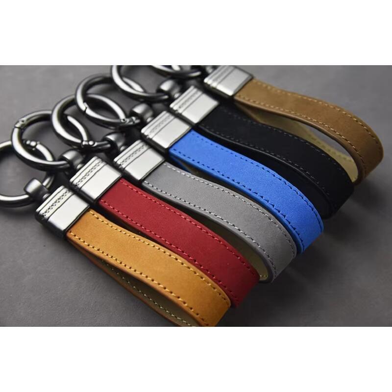Product Introduction of Genuine Keychain Top-end Business Gift For Man Good Quality Black Brown Real Leather Car Keyholder Key Chain 9