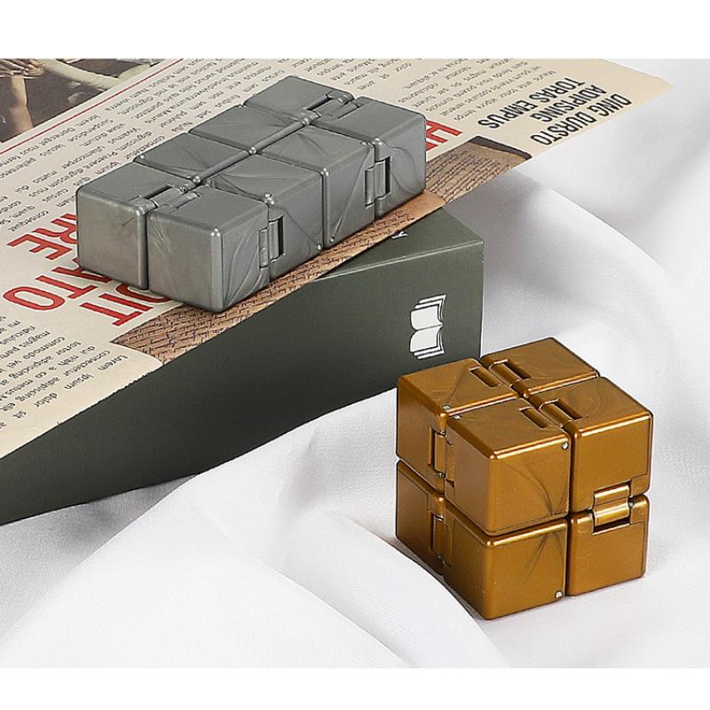 Product Introduction of 【Clearing Up】Saint Hand Infinite Rubik's Cube Relieves Stress Relieves Stress Releases Boring ADHD Folding Unlimited Cubes 24