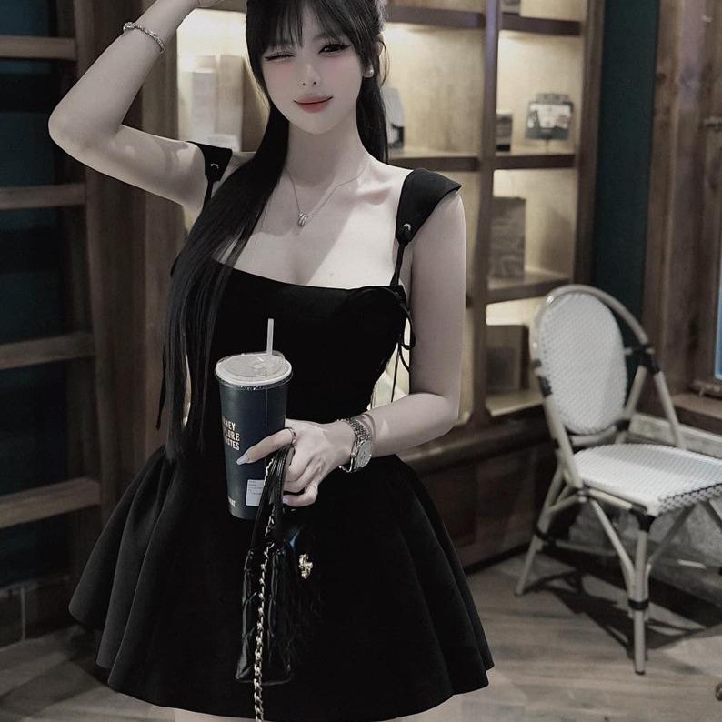 ĐẦM NỮ THIẾT KẾ 2S BẢNG 4 NƠ TÙNG XOÈ MẶC 2 KIỂU XUKA DRESS Màu Đen Kem Cotton Women Voi