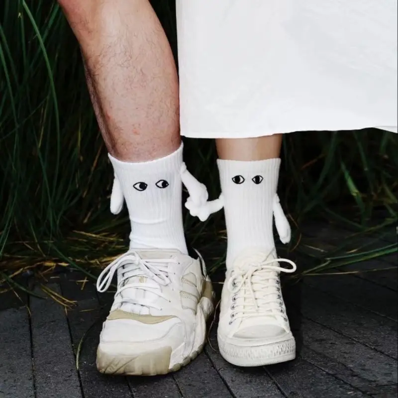 KAOS KAKI COUPLE TANGAN GANDENGAN/ KAOS KAKI COUPLE LUCU/ KAOS KAKI PANJANG 5