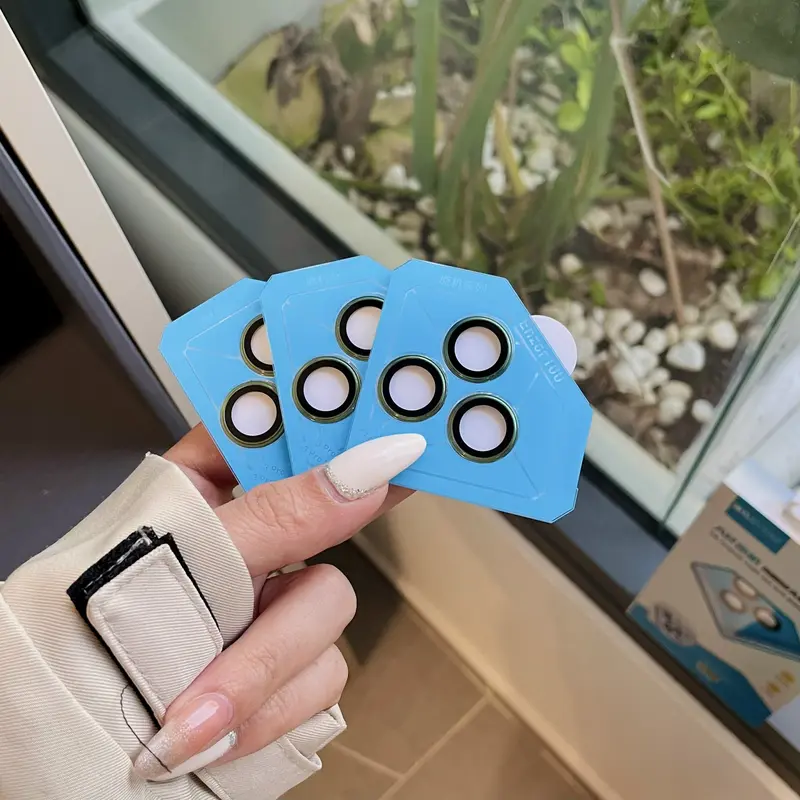 Len Kuzoom trơn bảo vệ camera 1