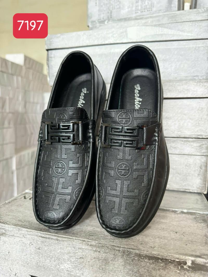 Product Introduction of [Ảnh thật] 7197 Giày mọi, giày lười, giày công sở Nam mũi tròn da mềm hàng QC xịn sò thời trang sang trọng size 39-44️ 24