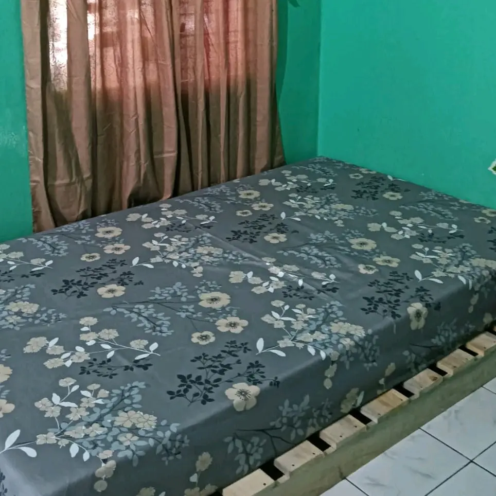 promo sprei aja , motif terbaru cantik murah berkualitas ukuran 180*200 TANPA SARUNG Bantal