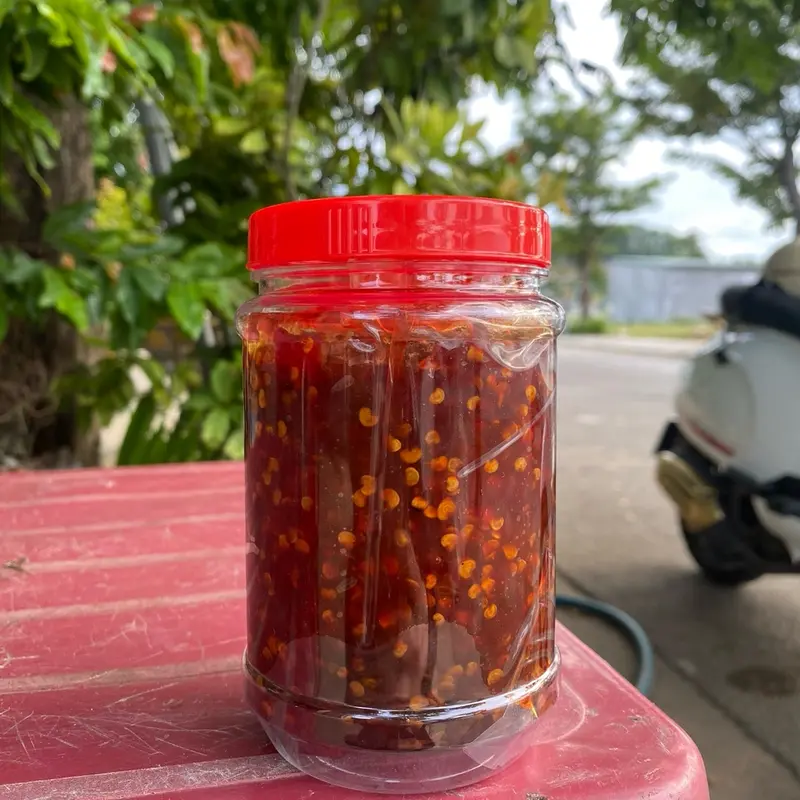 Tương ớt rim ngọt ngọt cay the hiệu Bếp Nhà Làm hủ 500gr 4