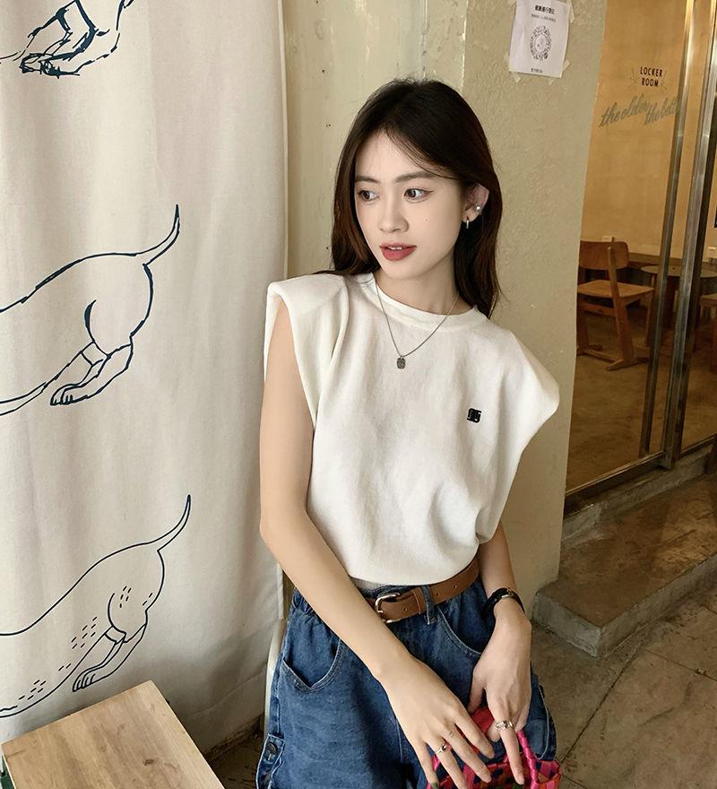 Product Introduction of Áo Thun Vest Sọc, Dành Cho Nữ, Hàng Mới Về Mùa Hè 2022, Thiết Kế Đẹp, Độc Đáo Sang Trọng, Dáng Rộng Vừa Vặn, Áo Mặc Bên Ngoài Cô Gái Nóng Bỏng, Áo Không Tay, Có Thể Mua Lại 1749 25