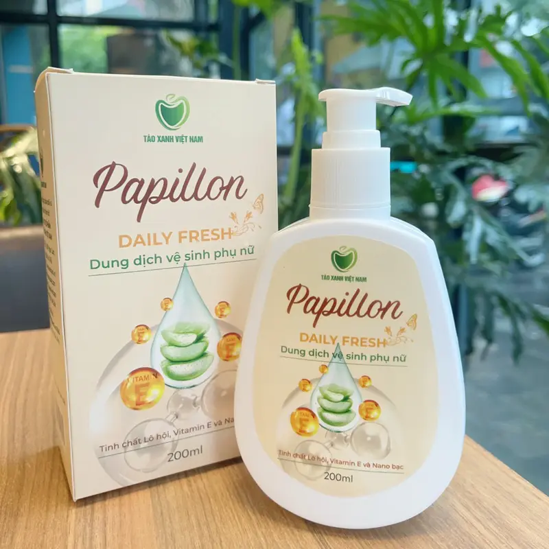Dung dịch vệ sinh Nano Bạc Papillon, làm sạch dịu nhẹ 2