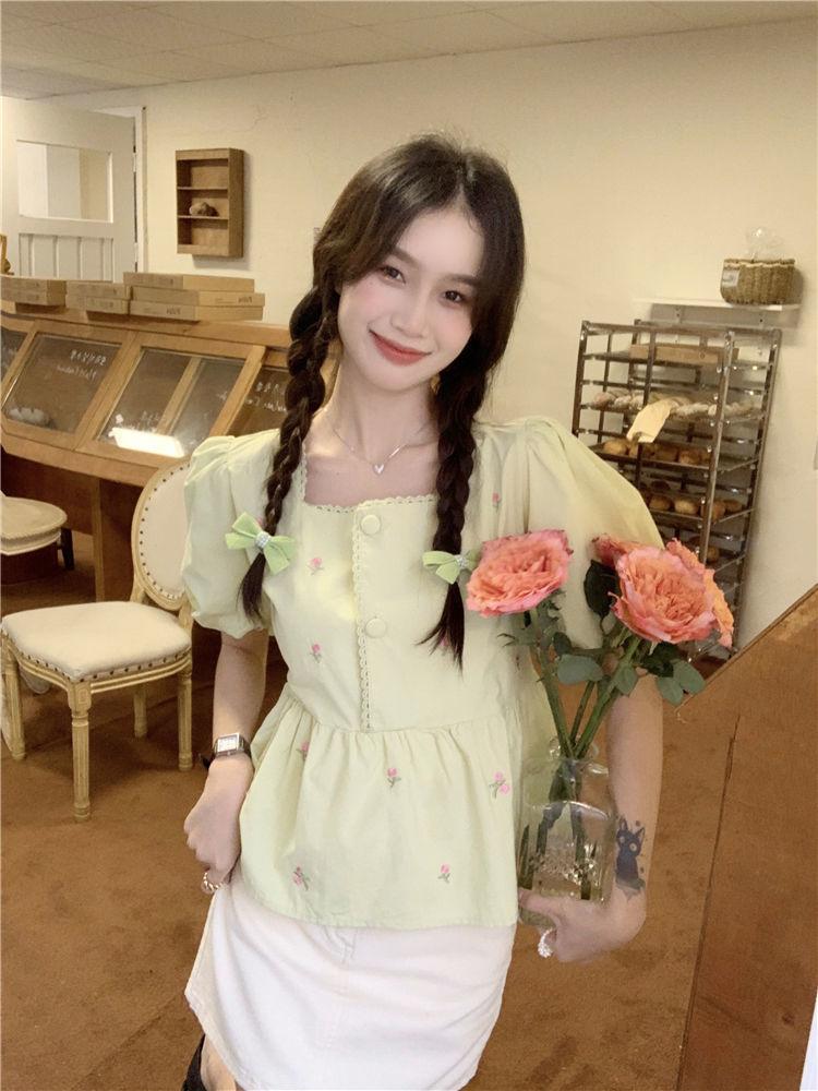 Product Introduction of Áo Sơ Mi Hoa, Cổ Áo Vuông, Khâu Tay Phồng, Phong Cách Phương Tây Ngọt Ngào Dáng Rộng Vừa Vặn, ngắn Tay Áo, Áo Cánh Bé Gái, Thời Trang, Hàng Mới Về Mùa Hè 2022 15