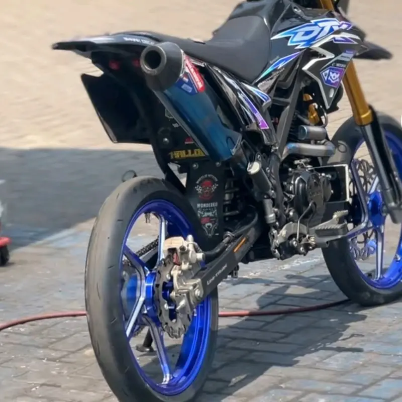 Velg vnd supermoto herex surex crf klx ukuran 160x160 Ring 17 original VND di pnp kan ke motor super moto herex KLX / CRF disc depan lubang 4 disc belakang lubang 5 6