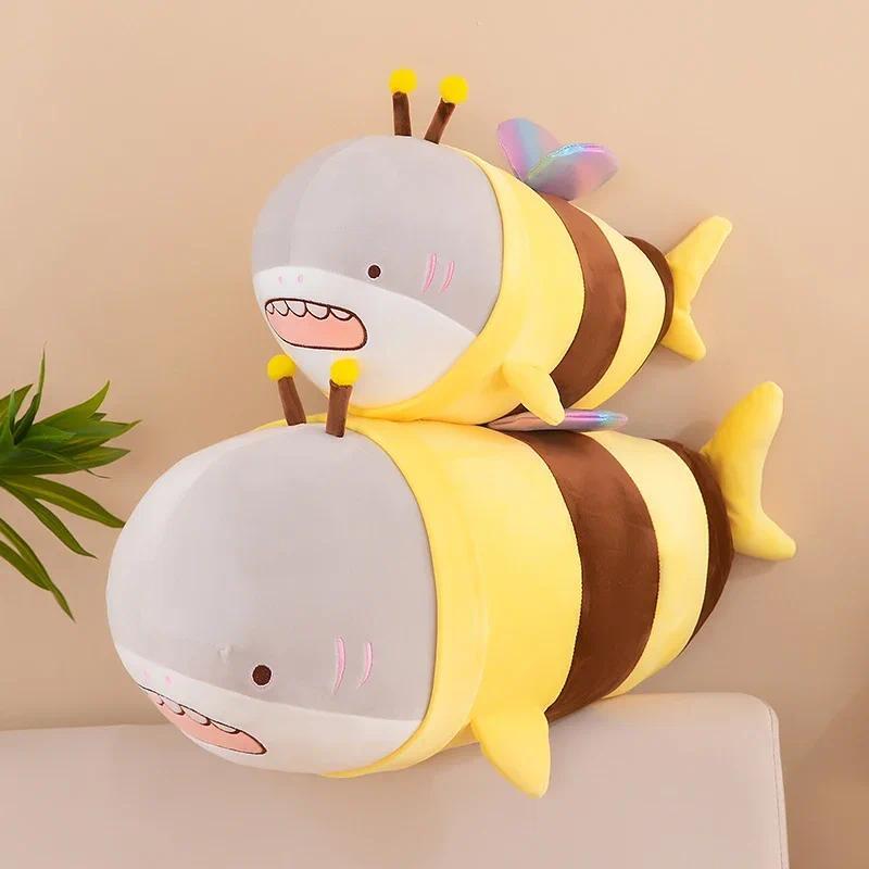 Product Introduction of 1 Chiếc Đồ Chơi Nhồi Bông Búp Bê Ong Cá Mập Mềm Gối Ôm Cá Mập Mô Hình Nhân Vật Hành Động Đồ Chơi Nhồi Bông Búp Bê Ôm Ngủ Quà Tặng Sinh Nhật Cho Trẻ Em Toy Phát Nhạc 5
