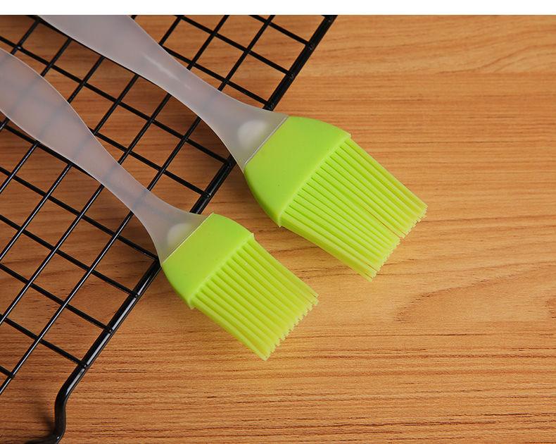Product Introduction of Silicone Oil Brush, Small Split Barbecue Seasoning Brush, Heat-resistant Baking Brush, Cake Oil Brush, Cooking Accessories, Kitchen Supplies 7