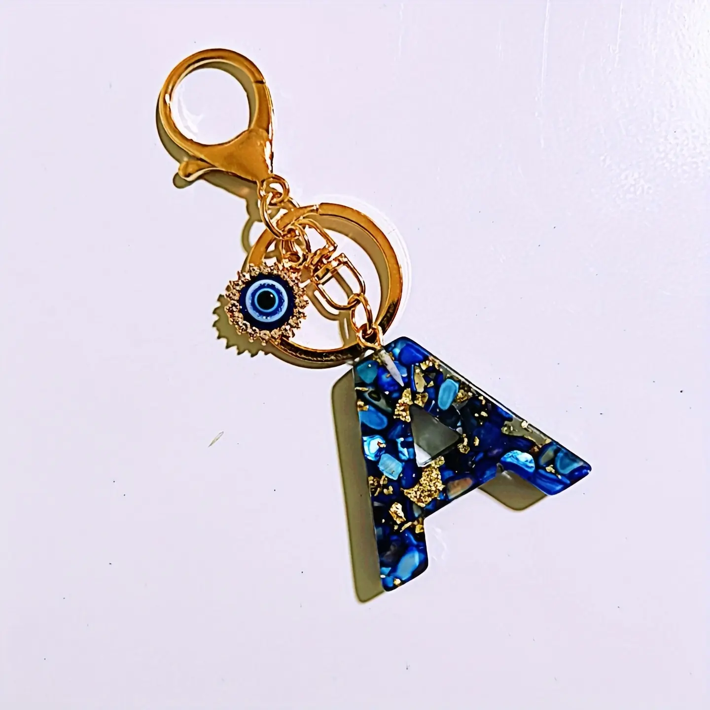 Rantai Kunci Permulaan Resin Mata Jahat Biru, Huruf Nada Emas M dengan ...