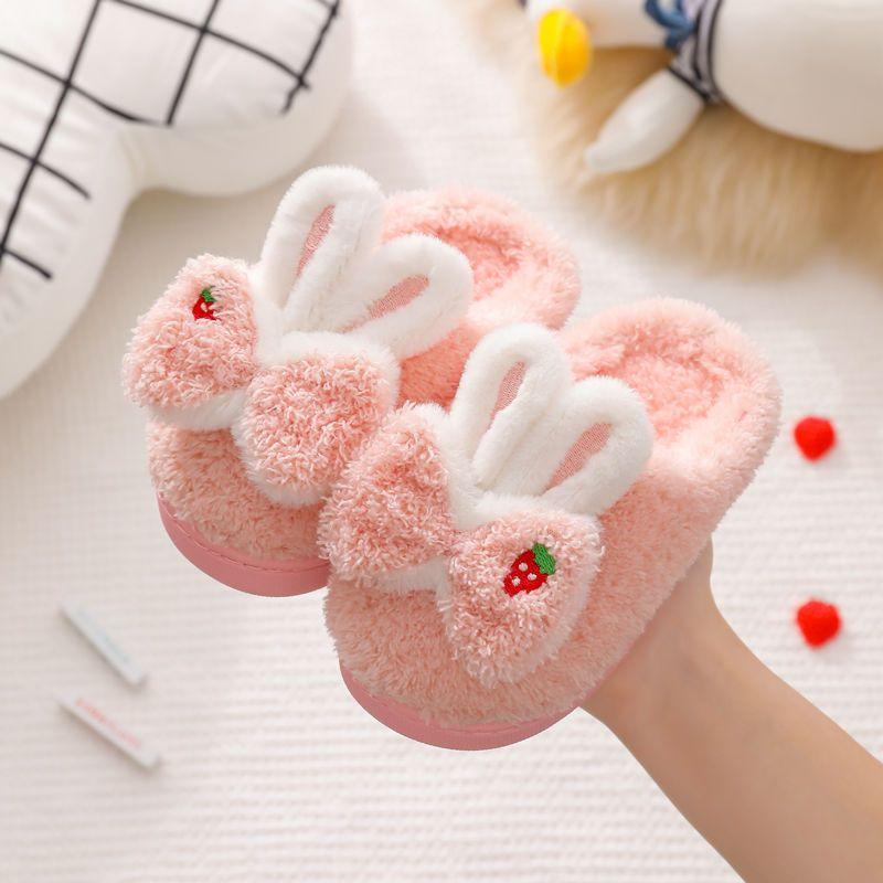 Product Introduction of Selipar Kapas Kanak-kanak, Perempuan dan Lelaki, Musim Sejuk, Puteri Kecil Comel, Rumah Dalaman, Mewah Hangat, Tidak Licin, Sandal Ibu Bapa-Anak, Jualan Panas di Kedai, 2025 Ketibaan Baru 2