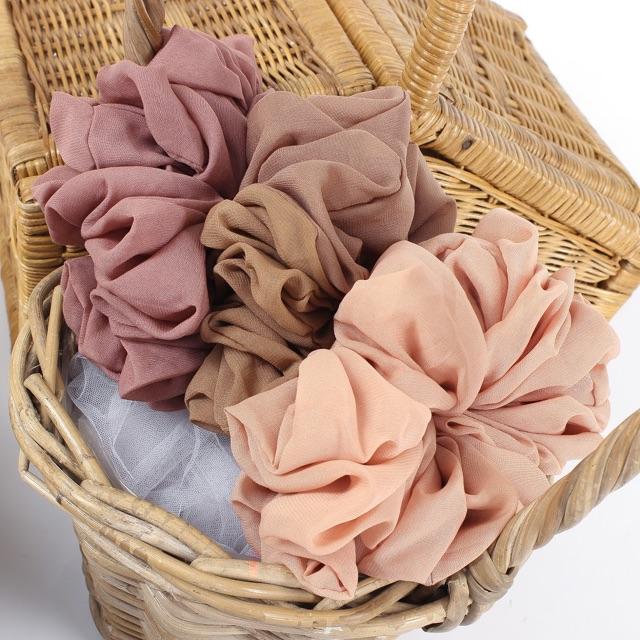 Scrunchie Jumbo / Ikat Rambut / Cepol Hijab Scrunchies nyaman di pakai