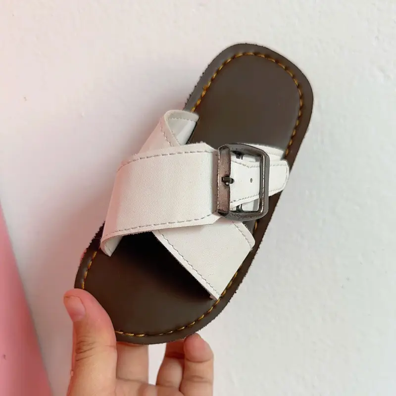 Dép Da lê(Fom nhỏ chân gầy tăng 1sz chân bụ tăng 2 sz) cho bé trai và gái sz 21-35 phong cách thời trang hottrend dễ đi dễ sử dụng 5