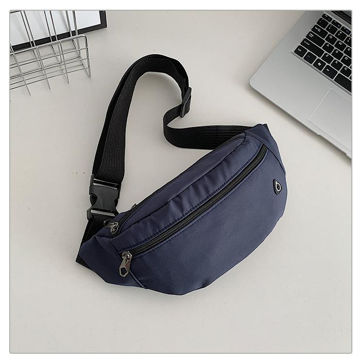 Product Introduction of Stylish Crossbody Bag for Men 4