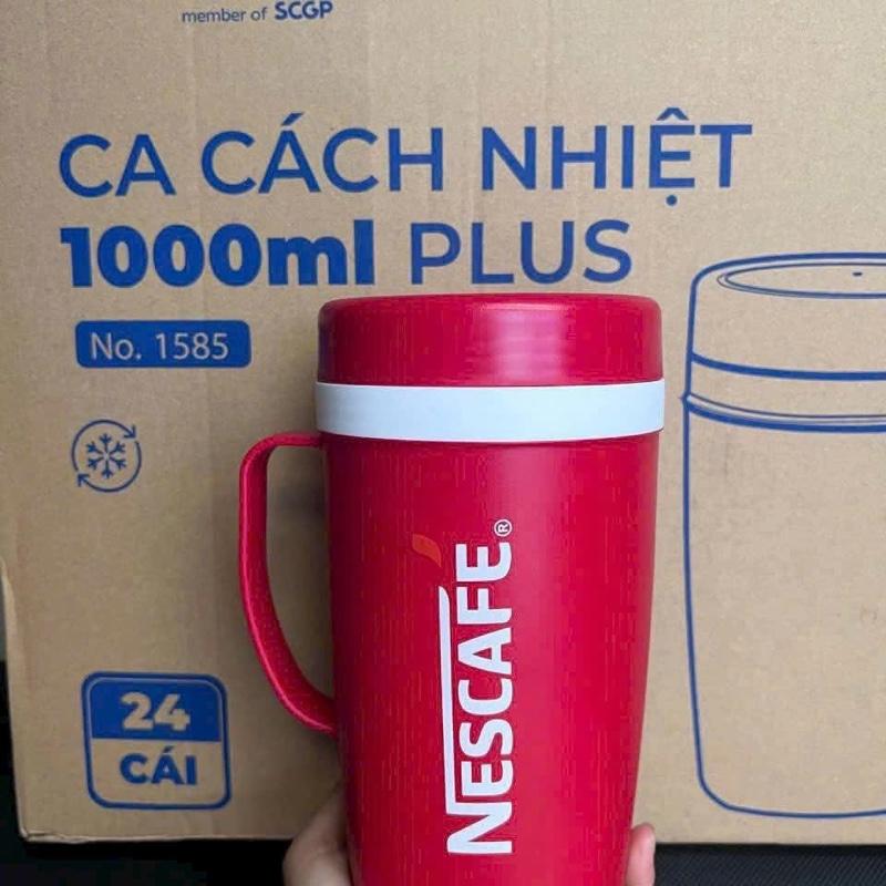 ️️CA ĐÁ GIỮ NHIỆT NES-CAFE 1LÍT   SET 2 CÁI #65kkk ( giá rẻ xỉu)  HKM NESCAFEE lâu lâu mới có đợt , mùa này nắng nóng quá ce múc ngay mấy cái cho gđ nhennn   - giữ nước nóng hay lạnh hoặc nước đá... - đựng trà, cafe, ép hoa quả, detox… 3