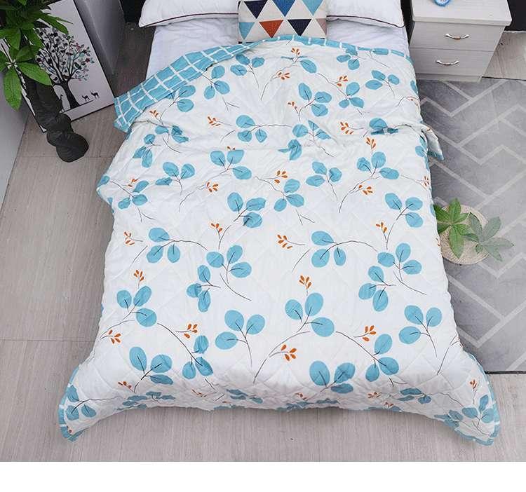 Product Introduction of Factory Direct Supply Summer Blanket Airable Cover Single Double Thin Quilt Gift Quilt Spring and Autumn Duvet Insert Machine Washable Summer Blanket 0